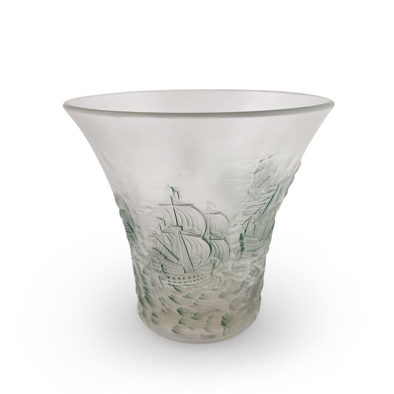 Armada, Vaso in vetro Barolac, Cecoslovacchia, anni '30, cm 20x22,5