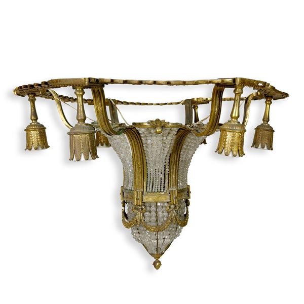 Plafoniera a sei luci in metallo dorato