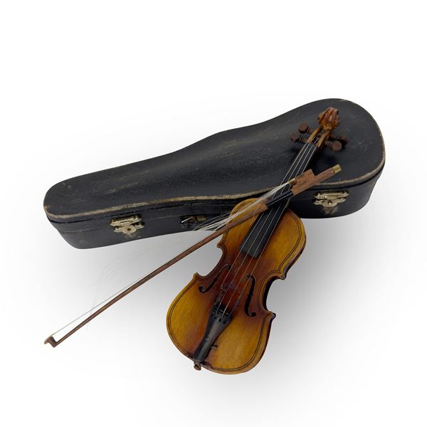 Antico modellino di violino in legno