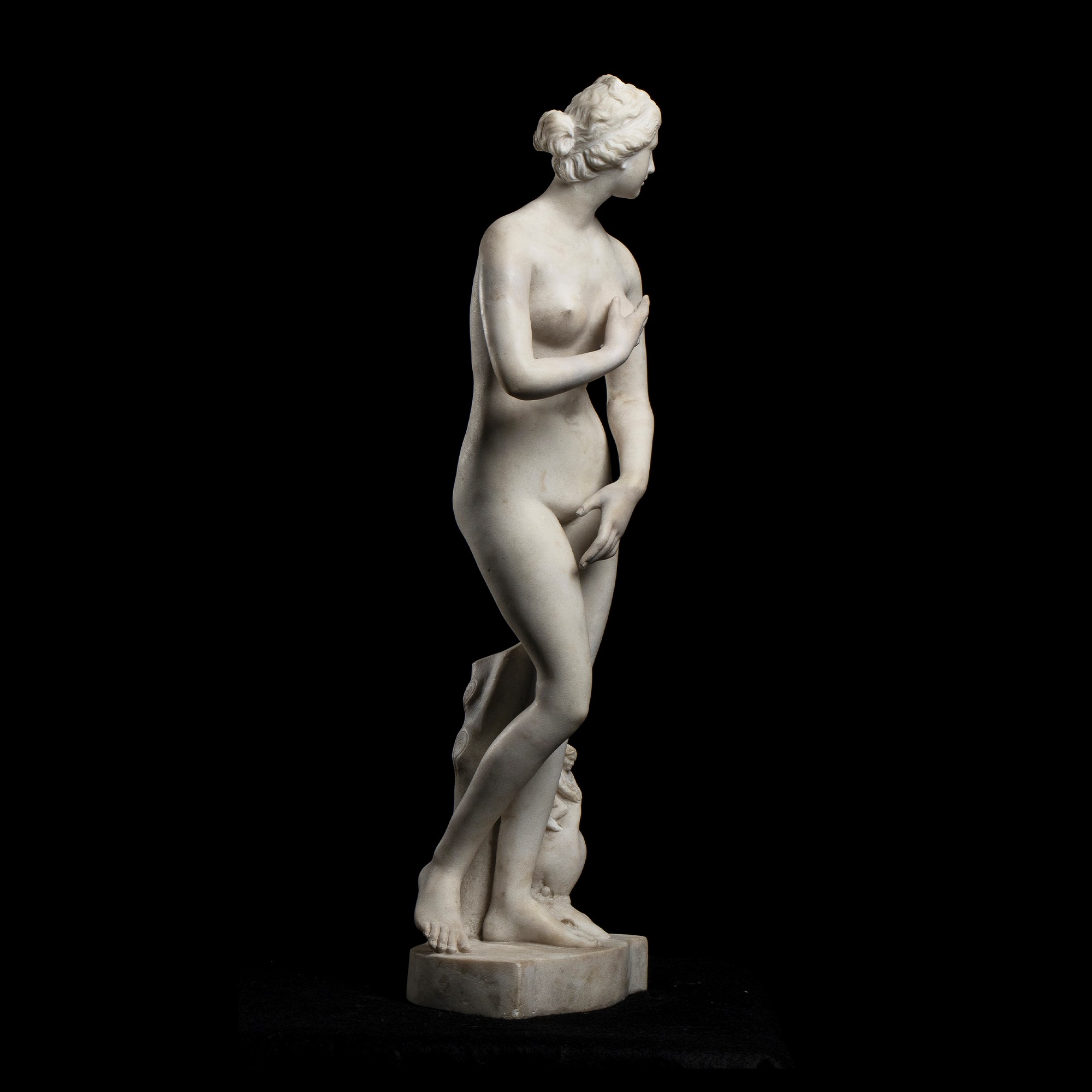 Scultore dell'Ottocento, Venus pudica in marmo statuario