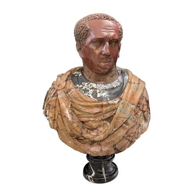 Grandioso busto dell'imperatore Vitellio, marmo policromo con elementi in rosso antico e bianco e...