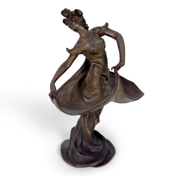Danzatrice, metallo patinato, inizi del XX secolo