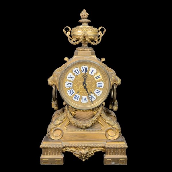 Grande pendola in bronzo dorato, XIX secolo