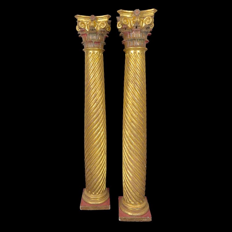 Colonne in legno dorato, XVIII secolo, con fusto scanalato