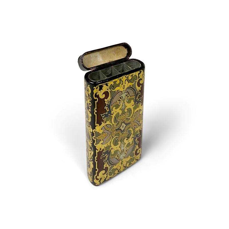 Portasigari in papier maché dipinto e dorato