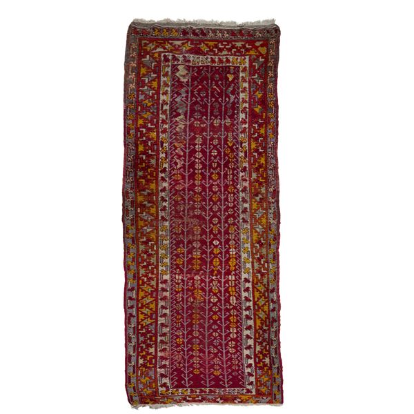 Corsia Bergama a fondo rosso