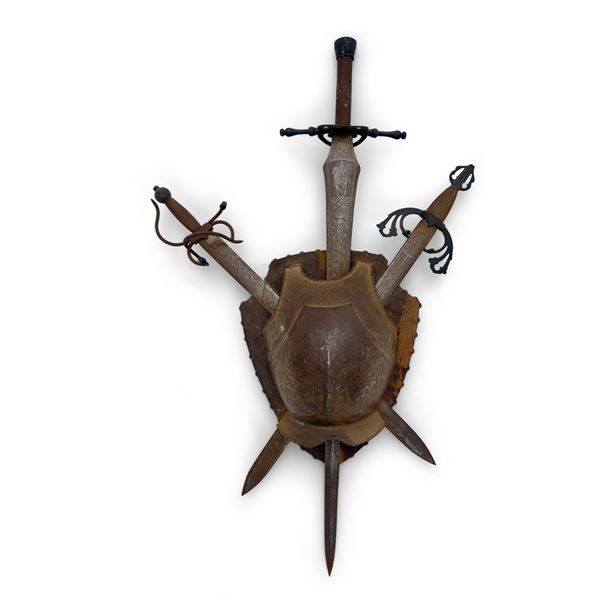 Trofeo in ferro battuto e inciso