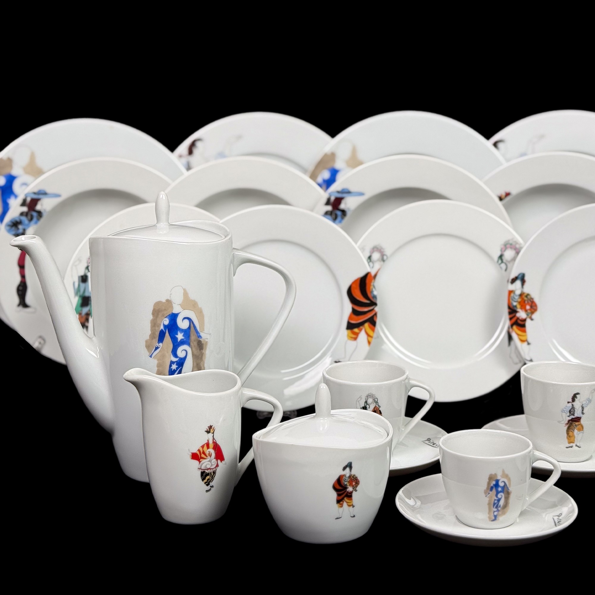 Servizio di piatti Picasso in porcellana bianca e policroma di Boemia, Madrid, 2004