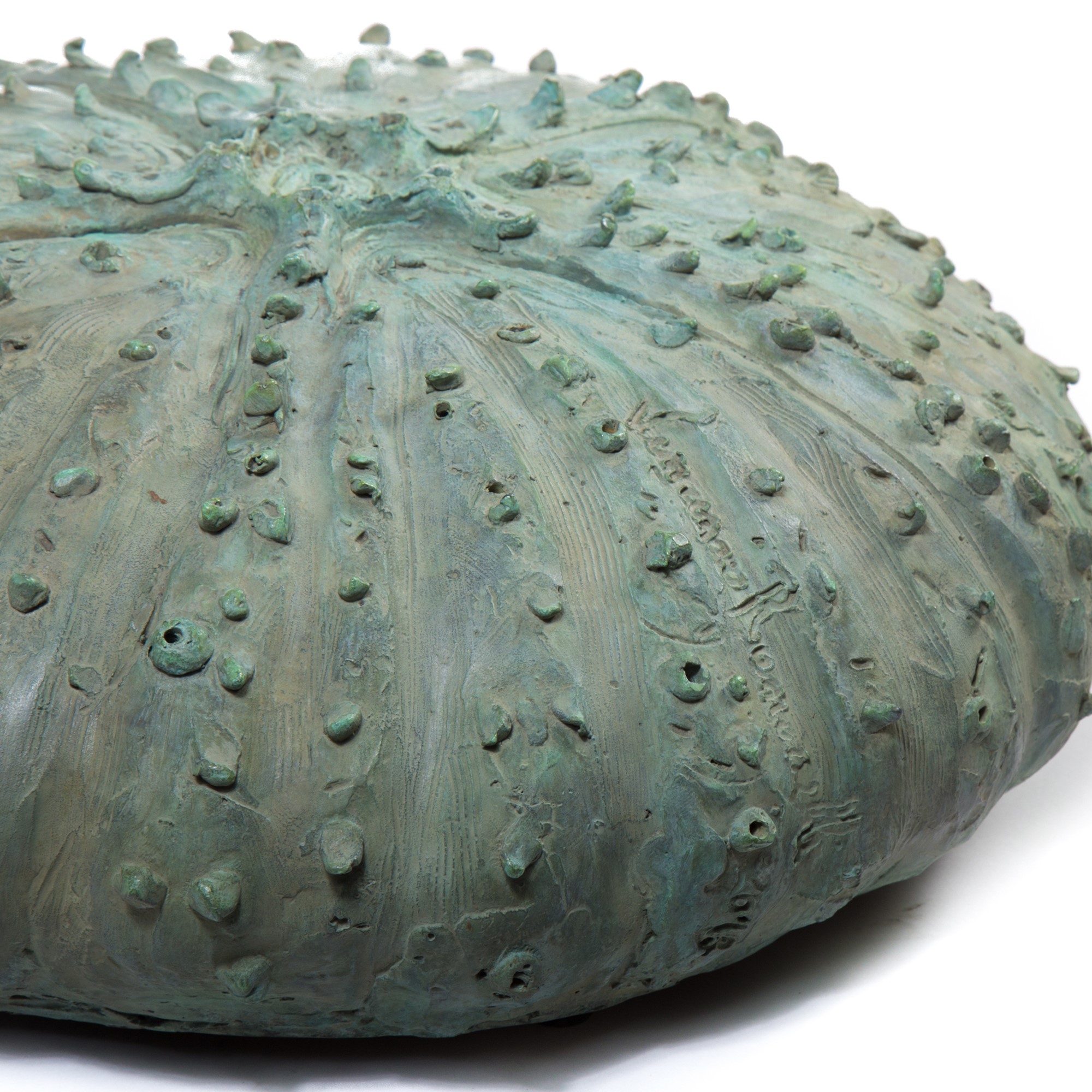 Vincenzo Romanelli, Riccio di mare, scultura in bronzo patinato