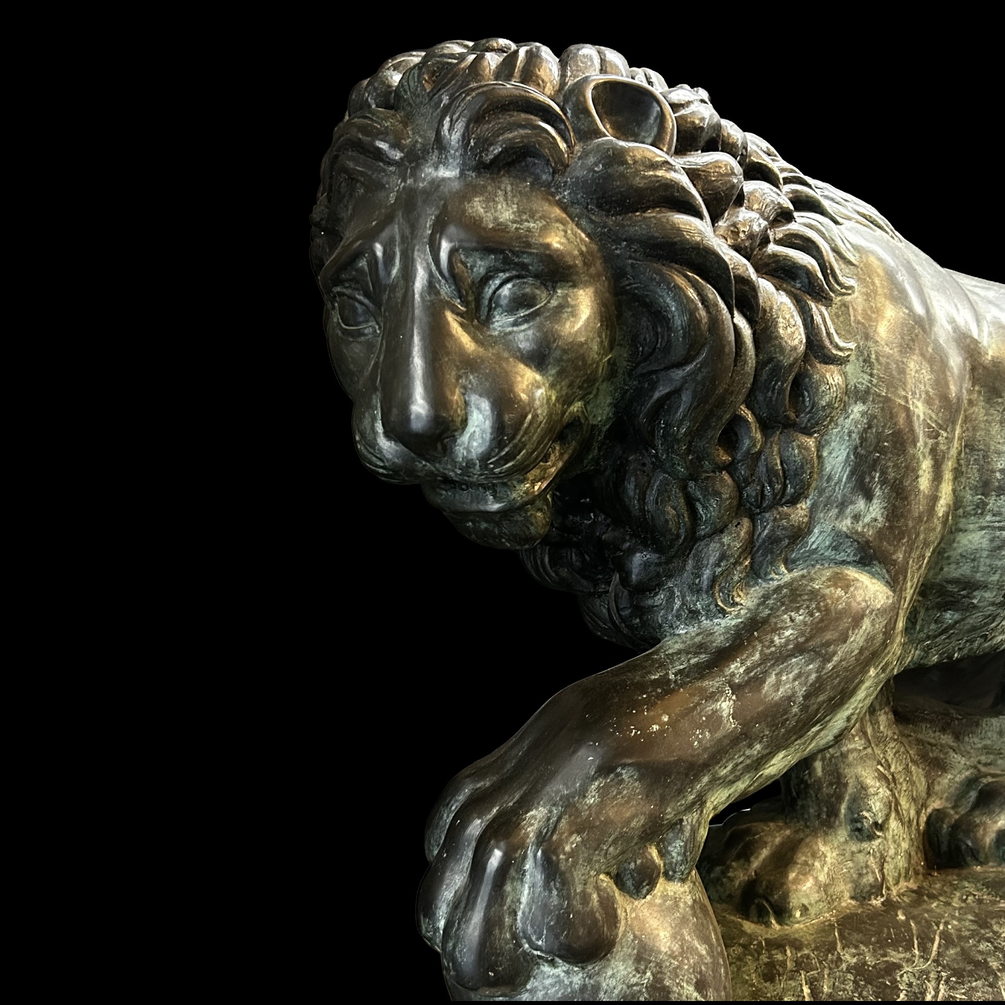 Leoni Medici, coppia di sculture in bronzo patinato