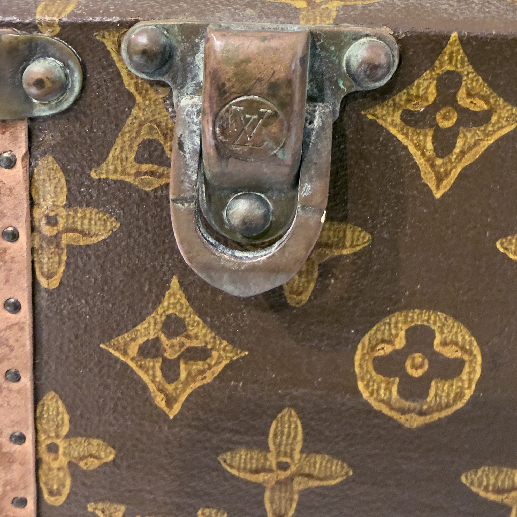 Louis Vuitton, Travel Vanity Case in Tela Monogram