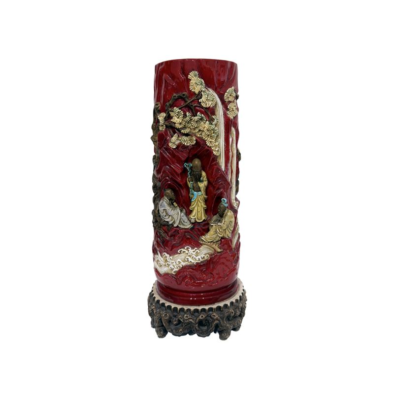 Arte orientale, Vaso a cilindro in ceramica rossa e policroma