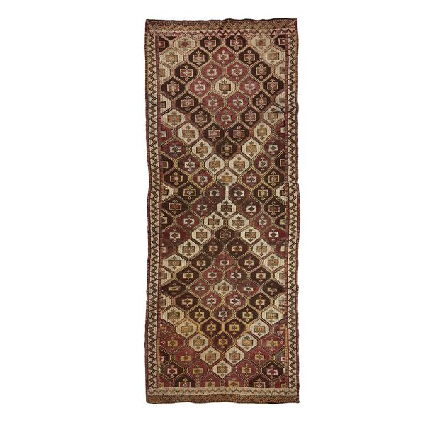 Tappeto Suzani, Anatolia centrale, prima metà del XX secolo