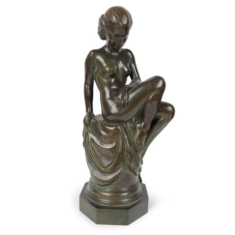 Edith Ramsey, Nudo femminile seduto (1934), scultura in bronzo patinato, h. 37 cm
