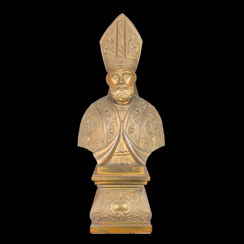 Busto di vescovo in lamina di ottone sbalzato, Italia meridionale, XVIII secolo