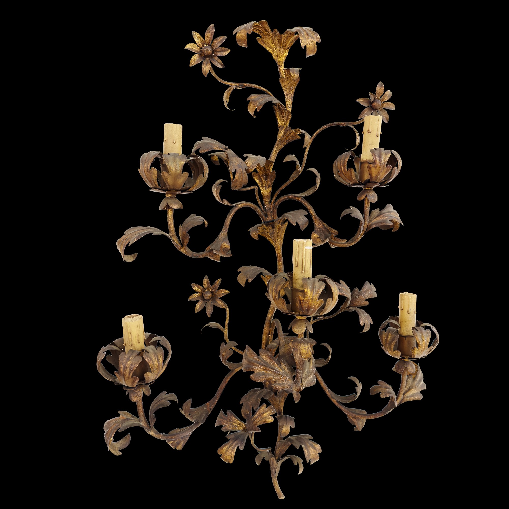 Coppia di appliques a cinque luci in metallo dorato