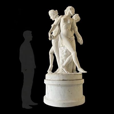 Le Tre Grazie, Monumentale Gruppo in Marmo Bianco