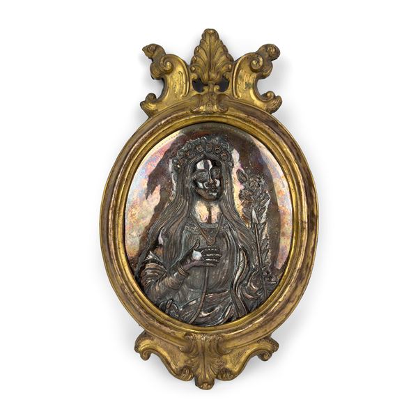 Santa Rosalia, placca ovale in rame sbalzato dorato e argentato, XVIII secolo