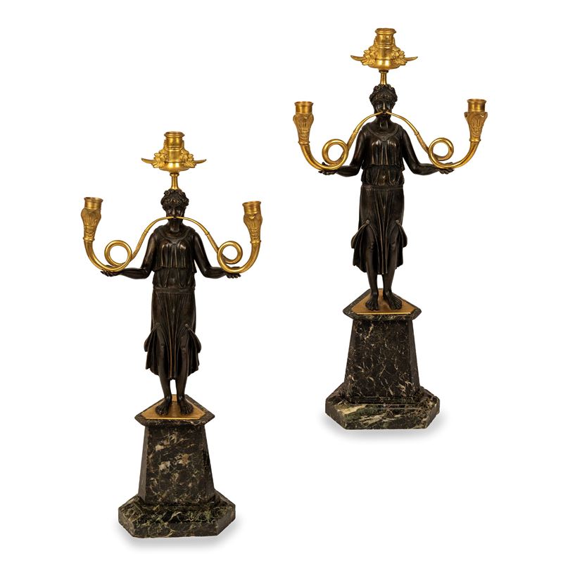 Coppia di Candelabri in Bronzo Patinato e Dorato, Francia, XIX Secolo