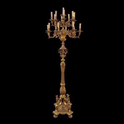 Flambeau da Terra in Bronzo Dorato a Diciassette Luci