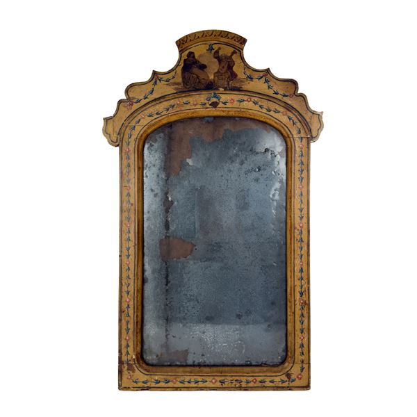 Specchiera in legno laccato ocra, Venezia, XIX secolo