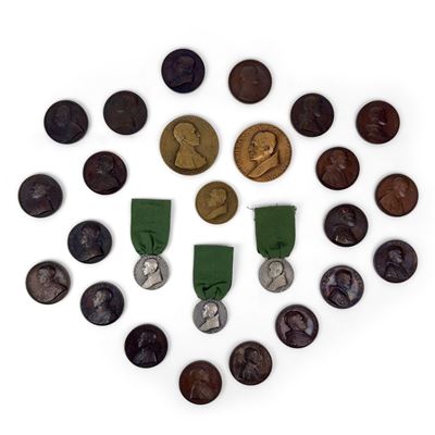 Venti Medaglie di Bronzo Commemorative del Pontificato di Papa Pio XII