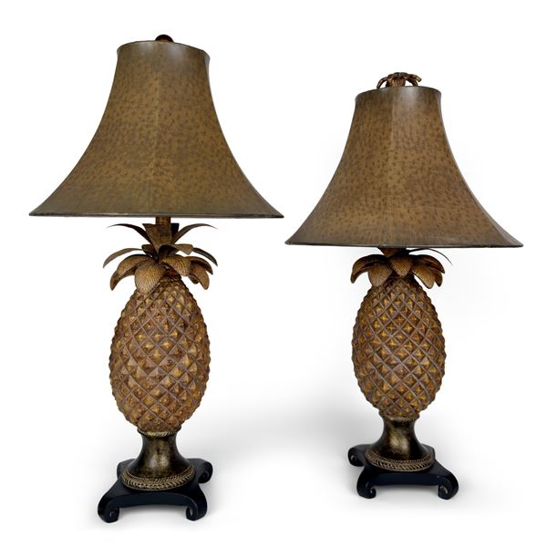 Due lampade da tavolo ad ananas in resina