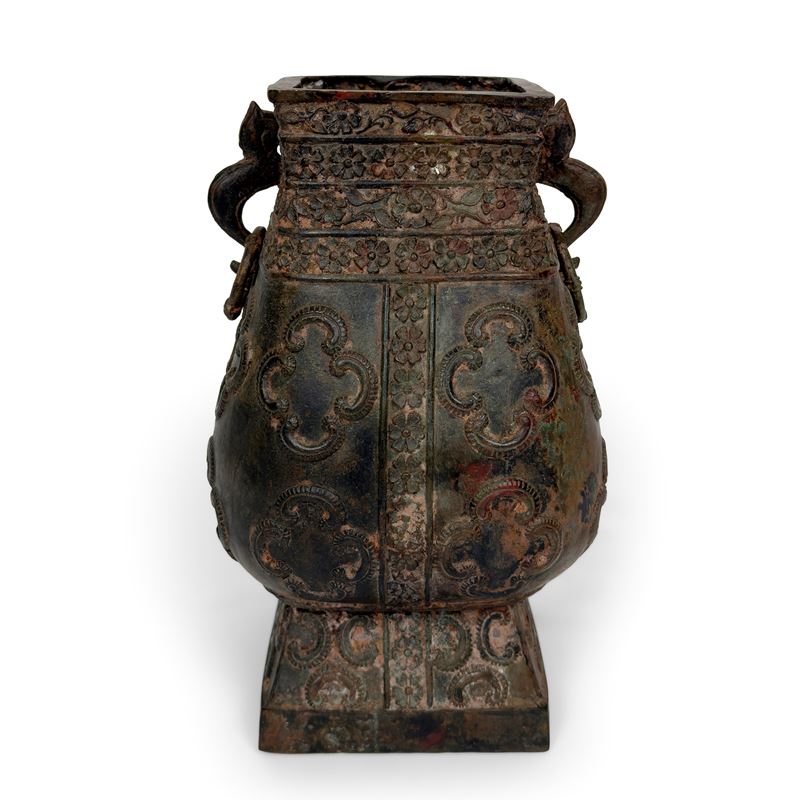 Vaso in bronzo patinato, Arte orientale