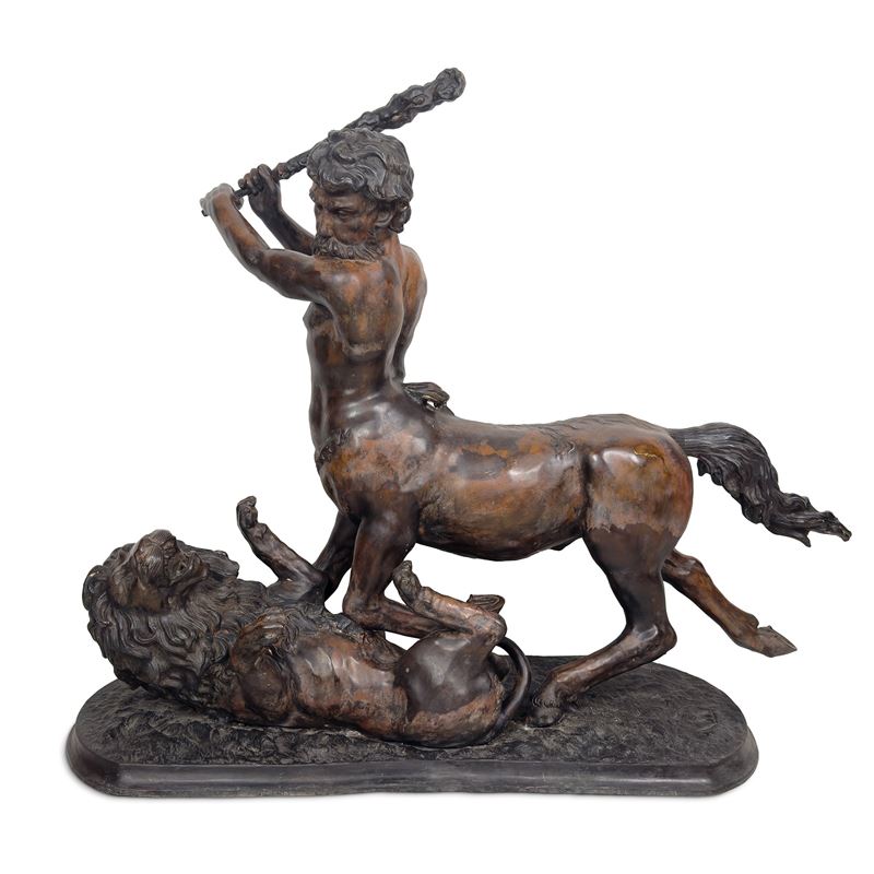 Lotta fra un centauro e un leone, grande gruppo di bronzo patinato