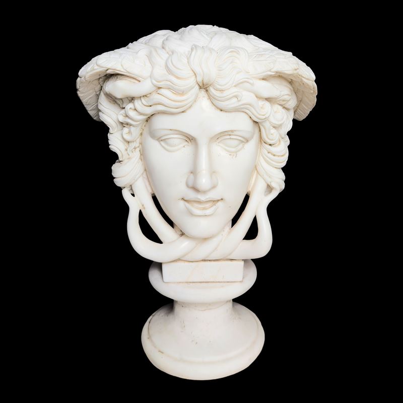 Medusa Rondanini in Marmo Bianco