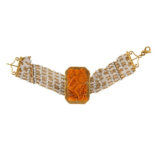 Bracciale in oro giallo 18kt. e perline