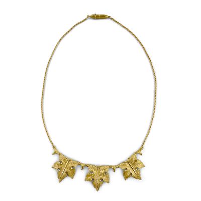 Mario Buccellati, Girocollo in oro giallo 18 kt con tre foglie d'acanto