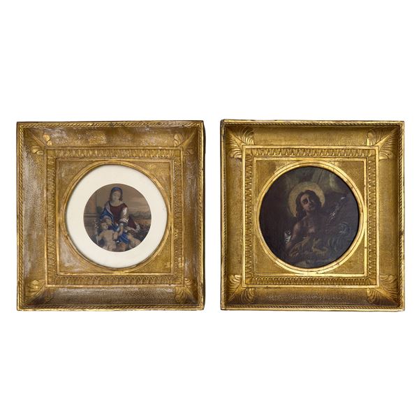 Coppia di cornici a guantiera di forma quadrata in legno dorato, XIX secolo