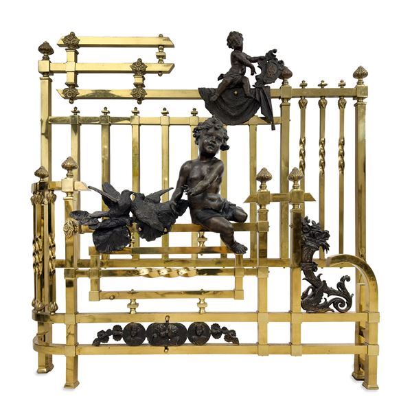 Letto matrimoniale in ottone e bronzo patinato, inizi del XX secolo