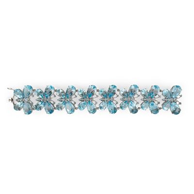 Bracciale in oro bianco 18 kt con farfalle in topazi e acquemarine