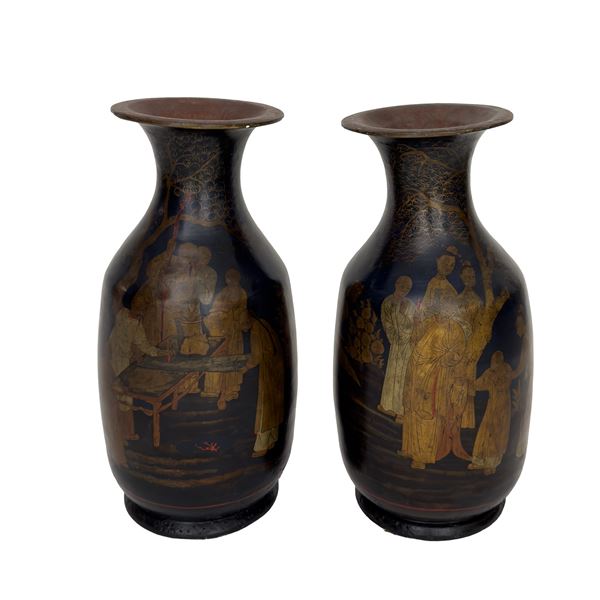 Coppia di vasi in terracotta policroma, Piemonte, XVIII secolo