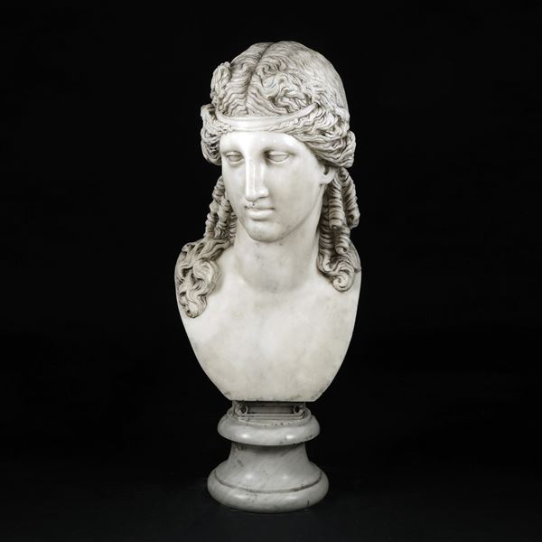 Busto di Antinoo in marmo bianco