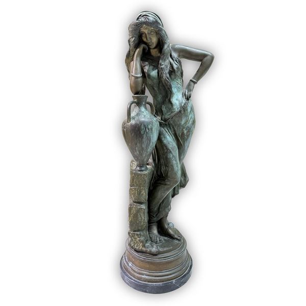 Rebecca al pozzo, scultura in bronzo patinato, inizi del XX secolo