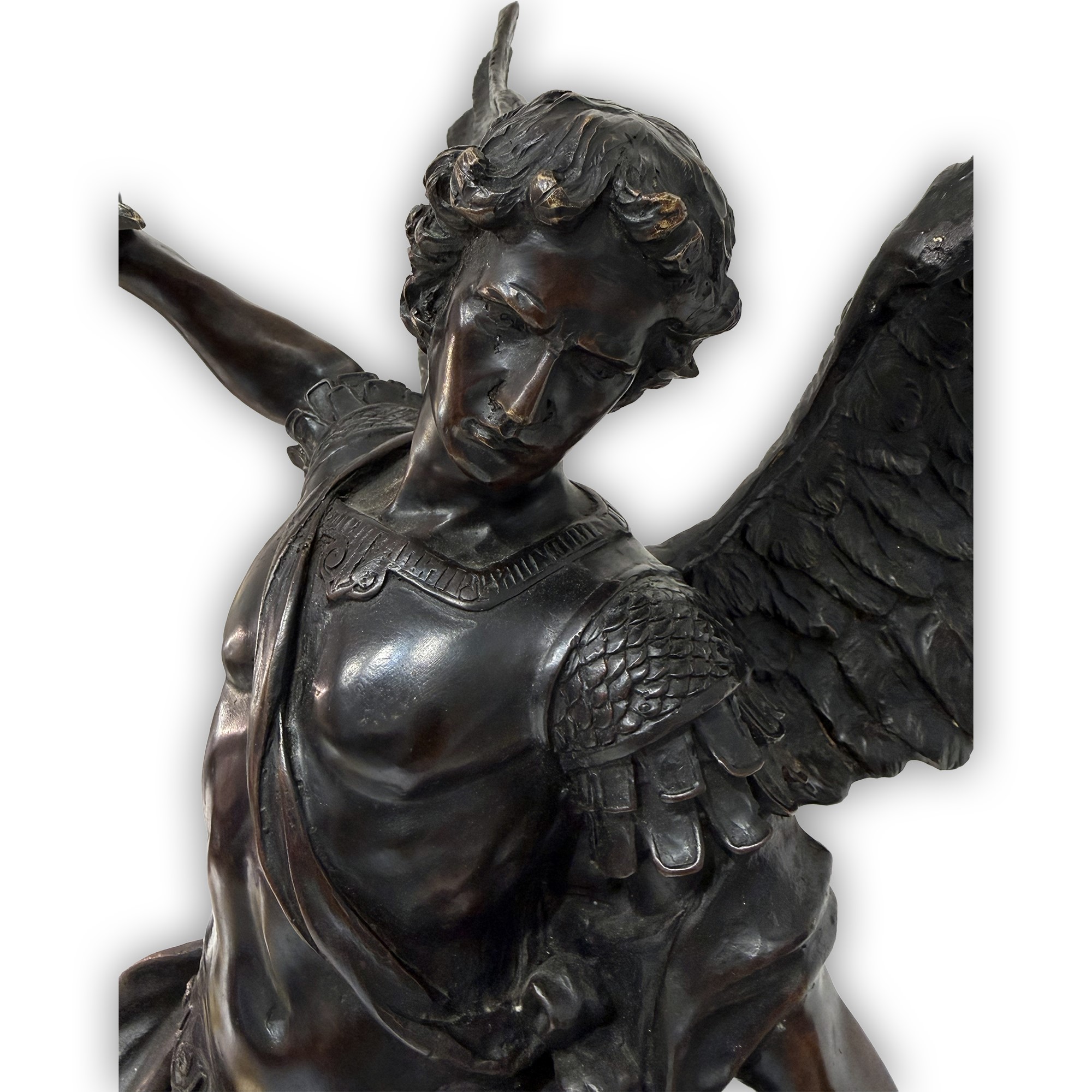 Scultura raffigurante San Michele sconfigge il demonio, gruppo in bronzo patinato su base in marm...
