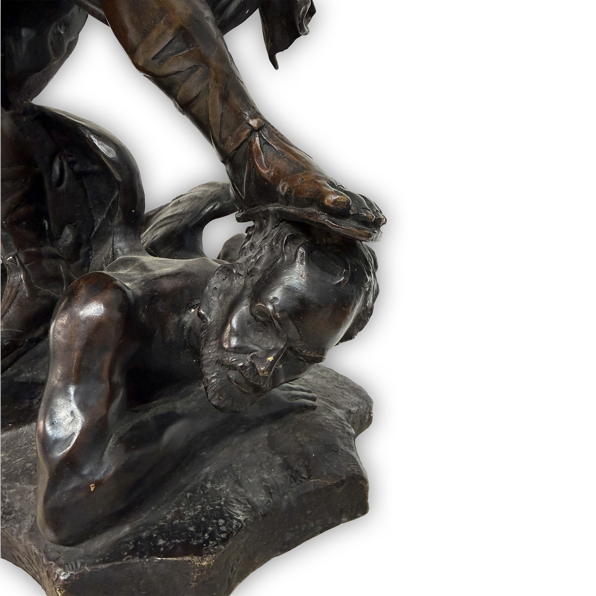 Scultura raffigurante San Michele sconfigge il demonio, gruppo in bronzo patinato su base in marm...
