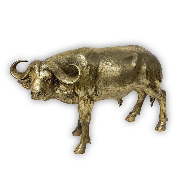 Bufalo in bronzo dorato