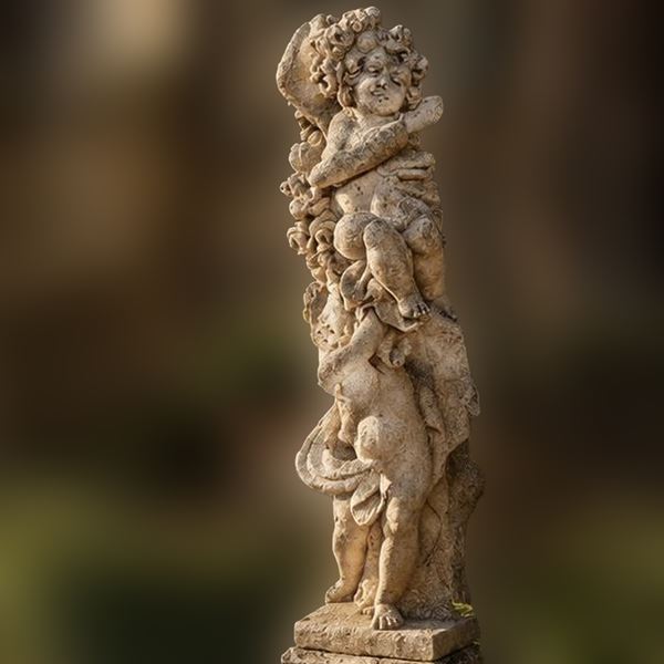 Giochi di putti, gruppo in pietra di Vicenza