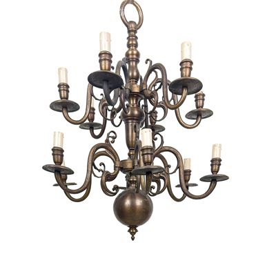Lampadario in ottone a dodici luci su due palchi, Olanda, XX secolo