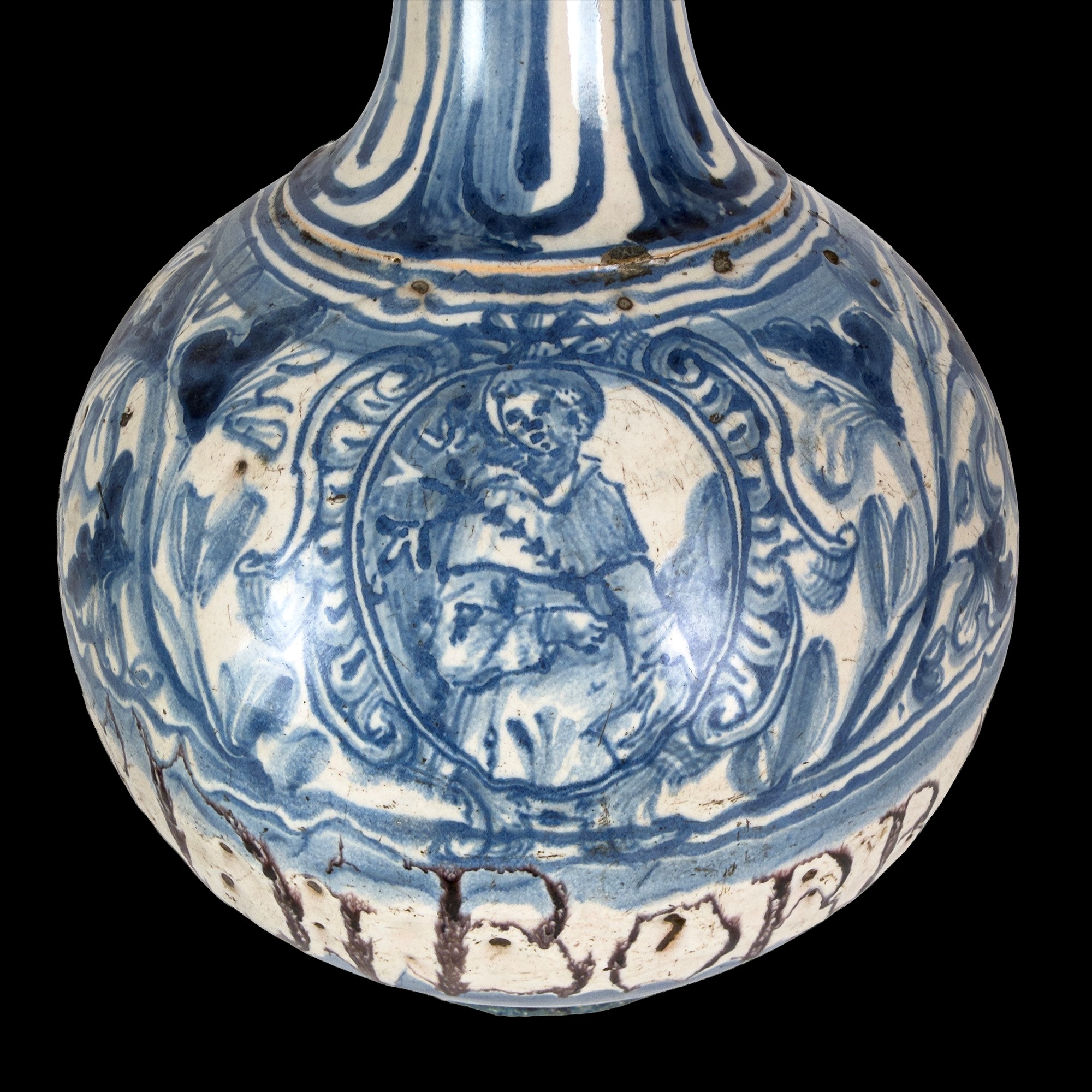 Vaso da farmacia, maiolica bianca e blu con decorazione a santo e cartiglio, Marche, XVII secolo