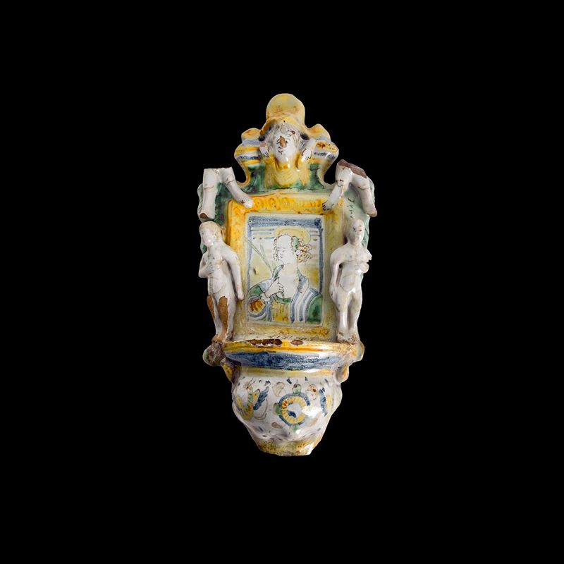 Acquasantiera, maiolica bianca e policroma dipinta, Italia centrale, fine XVIII secolo