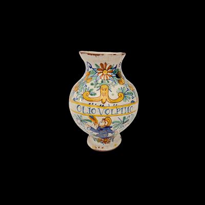 Deruta, Vaso da farmacia in maiolica policroma con iscrizione “OLIO VOLPINO”, XVII secolo
