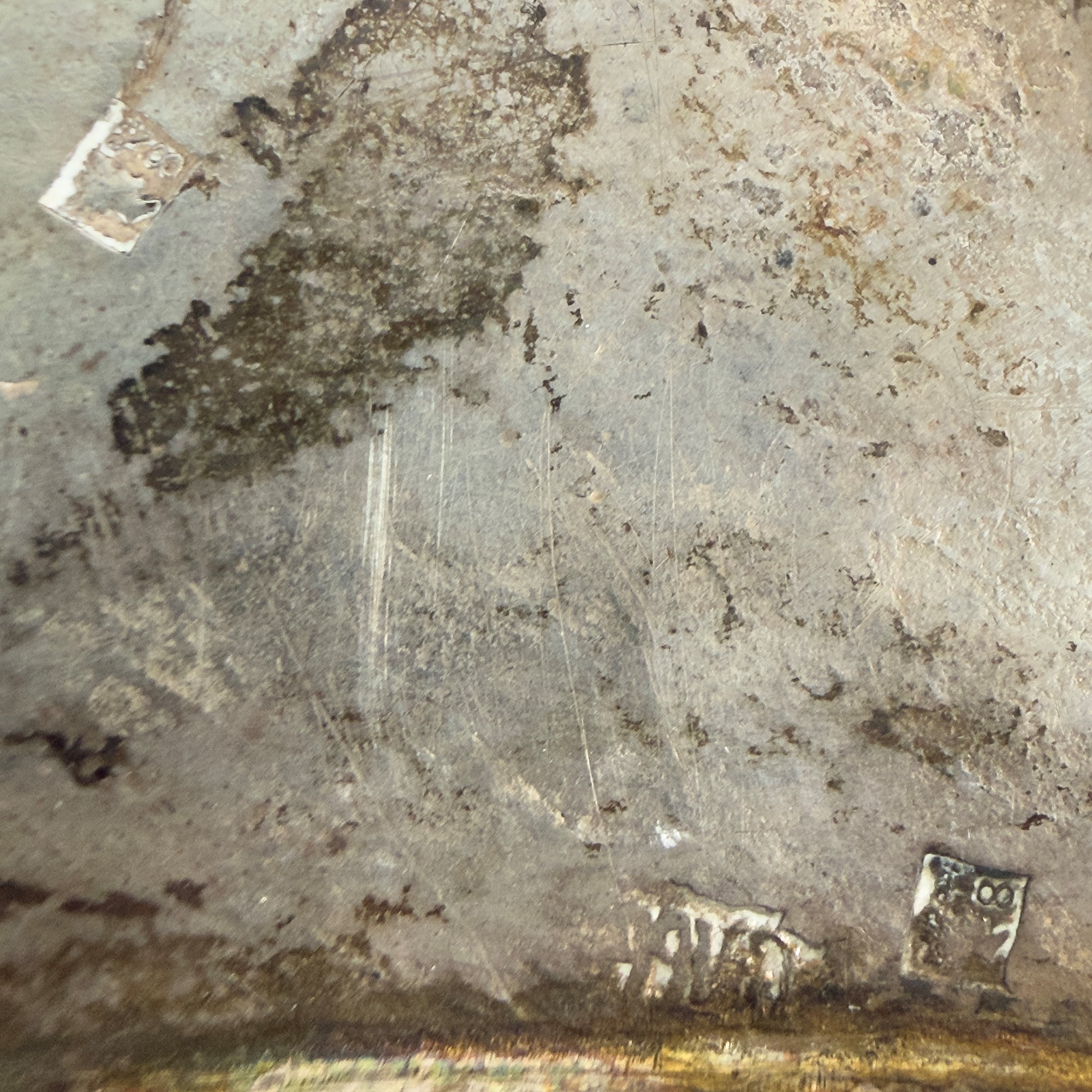 Vaso a tripode in argento, Napoli, corpo globulare sbalzato con figura a tuttotondo (circa 1830)