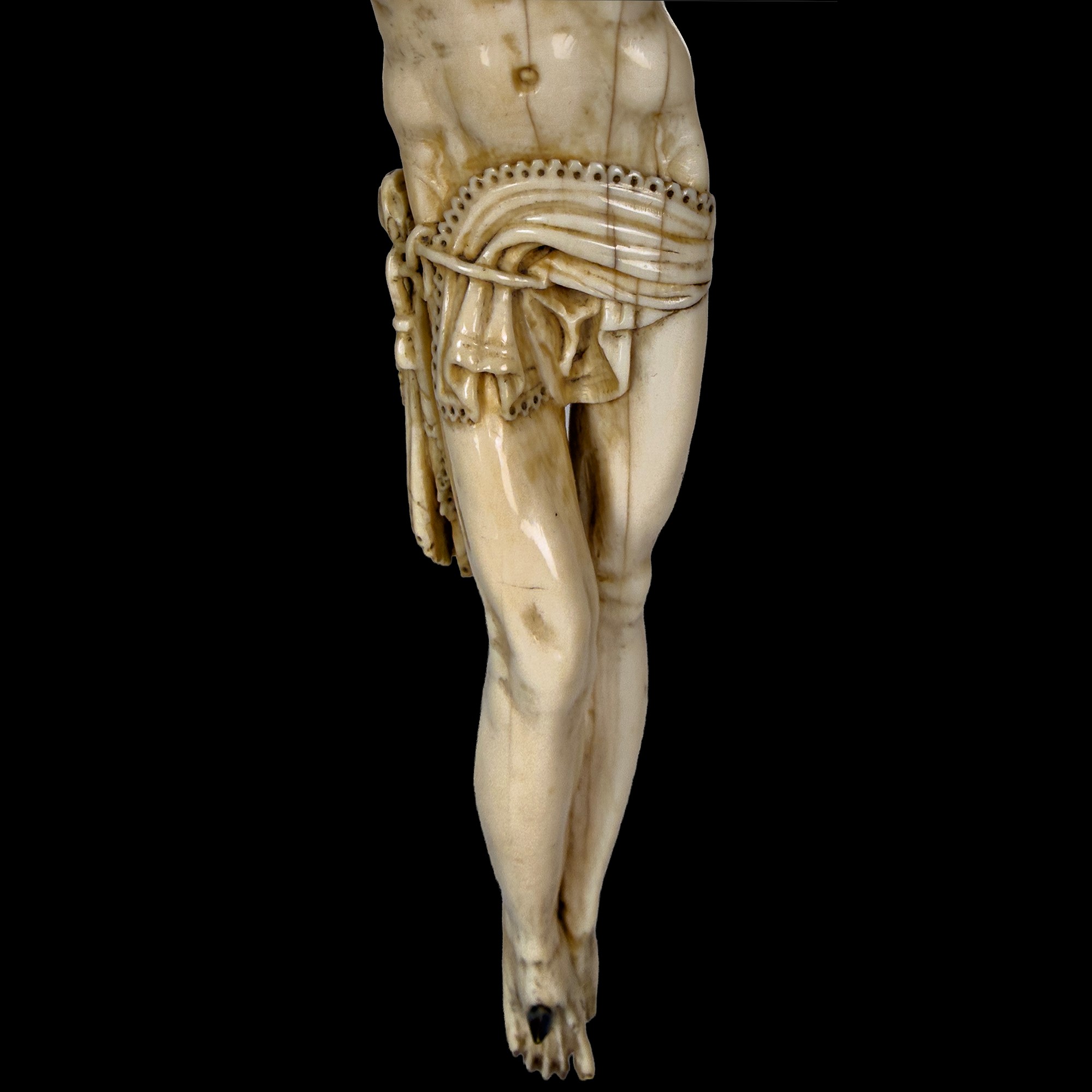 Giovanni Antonio Gualterio (attr.), Corpus Christi, scultura in avorio datata 1635