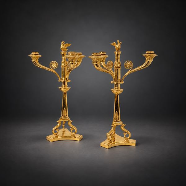 Coppia di candelabri a tre luci in argento dorato, Germania, XIX secolo
