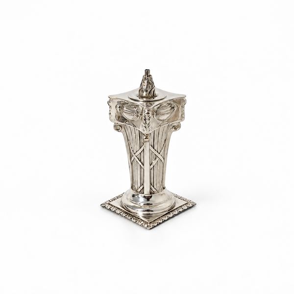 Stoppiniera in argento sterling, Londra, XIX secolo